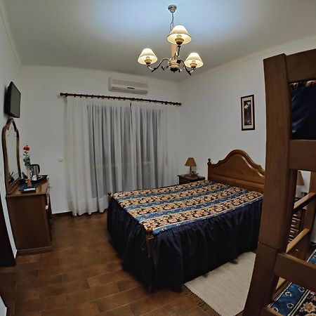 Alojamento Local Ceu-Azul Porto de Mos  Ngoại thất bức ảnh