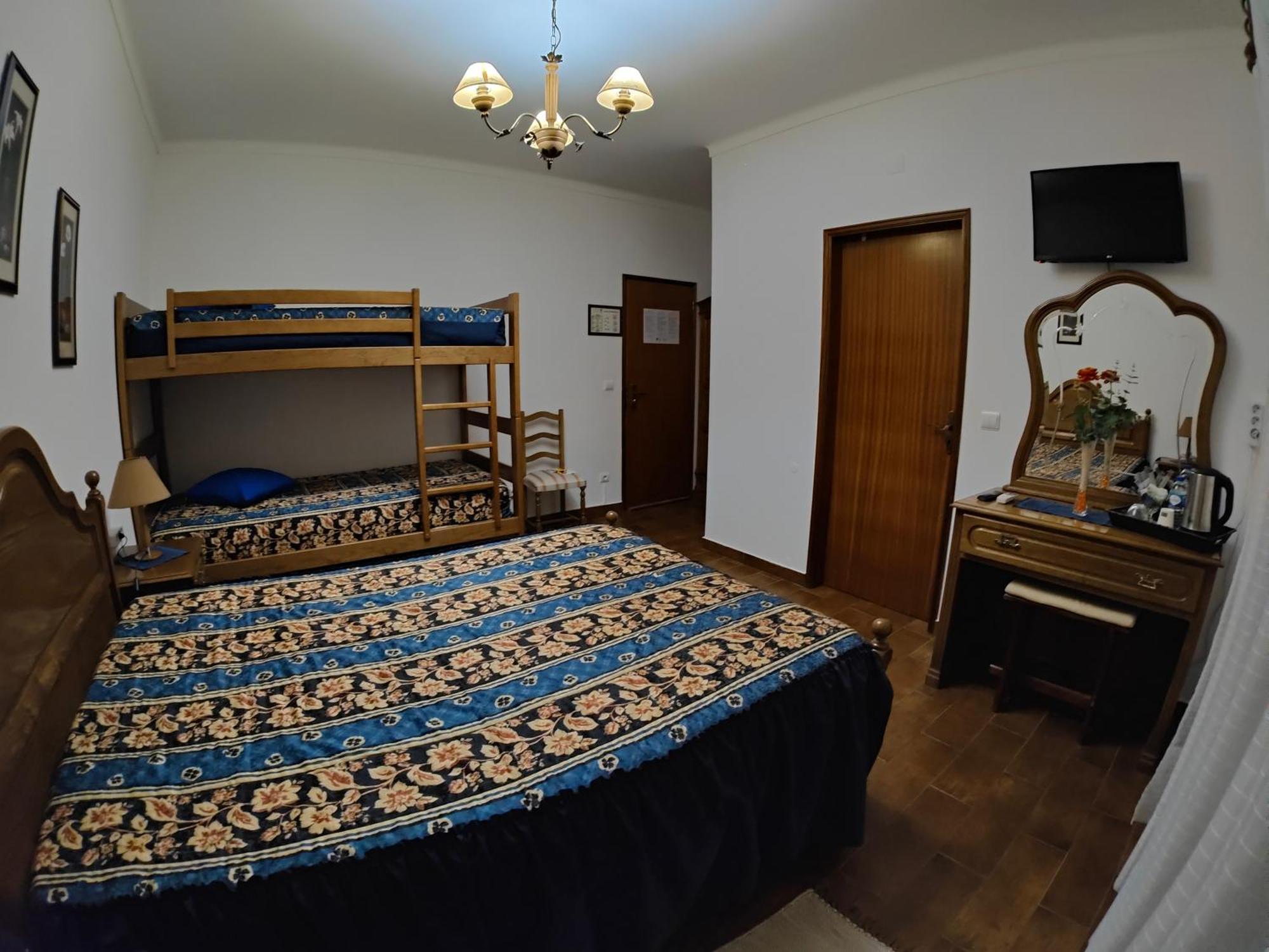 Alojamento Local Ceu-Azul Porto de Mos  Ngoại thất bức ảnh